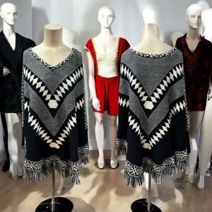 Romeo+Juliet, Woman, Cover Shawl, Ruana, Poncho, Gray-Black, Sz S-M, Acrylic.!